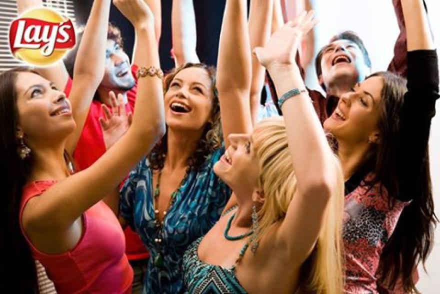 Lay's chips-partybusz nyereményjáték reklámfotó